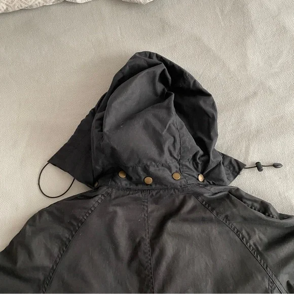 BARBOUR LIBERTY BEADNELL WAX COTTON HOODED JACKET, EUC. US 14 UK 18 - Picture 6 of 16